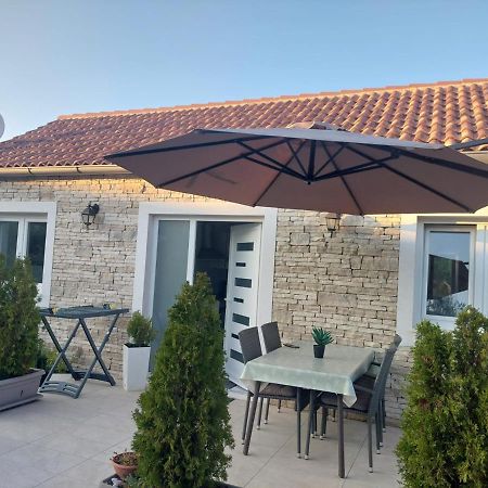Apartman Mandi Bibinje Bagian luar foto